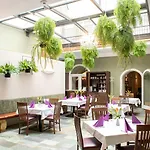 Boutique Dom - & 4*