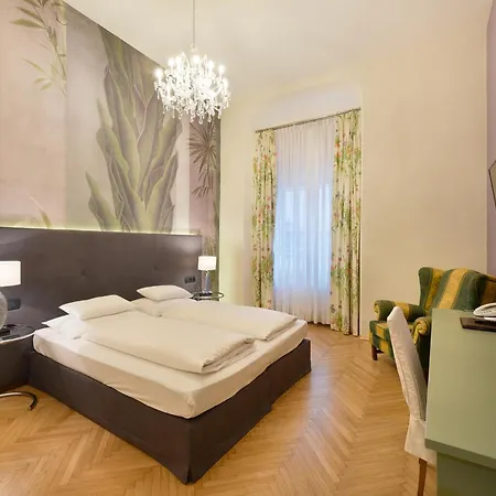 Boutique Dom - & 4* Graz