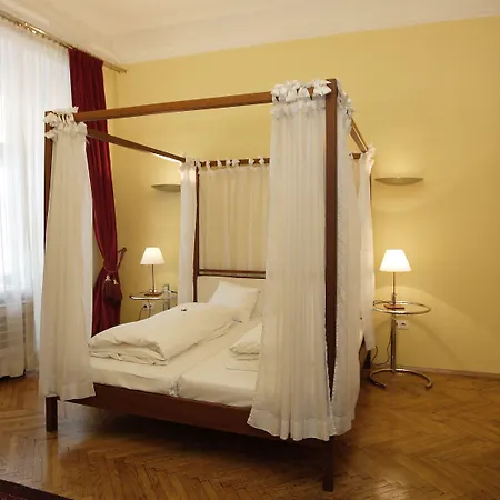 Hotel Boutique Dom - & 4*