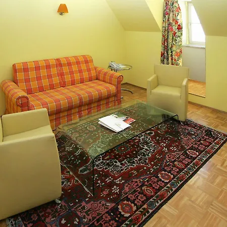 Отель Boutique Dom - & 4*