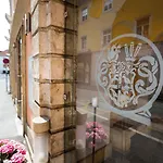 Boutique Dom - & מלון 4*