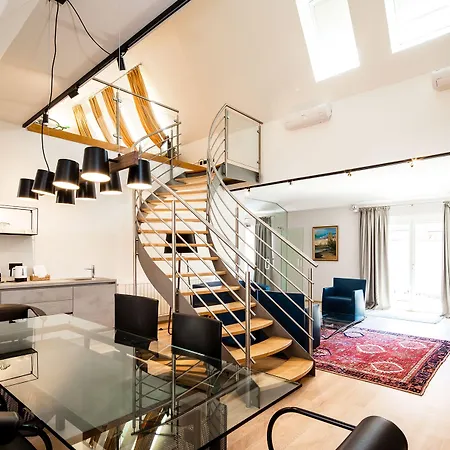 Boutique Dom - & 4* Graz