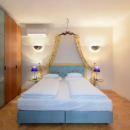 Ξενοδοχείο Boutique Dom - &
